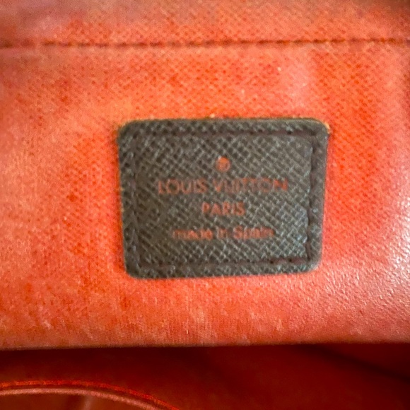 Authentic Louis Vuitton Makeup Bag - Picture 9 of 11